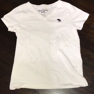 Abercrombie kids white V-neck T-shirt